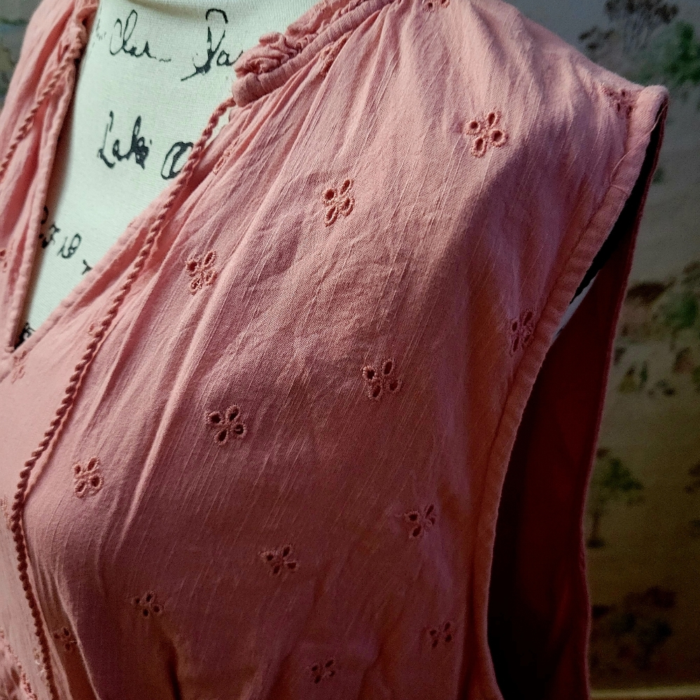 Ladies Dress - Picture 3 of 6